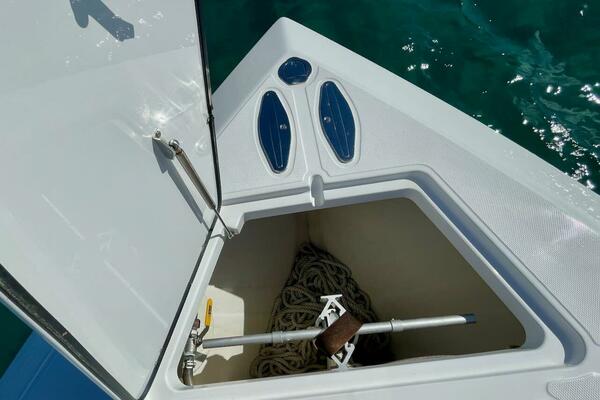 37ft Bahama Yacht For Sale