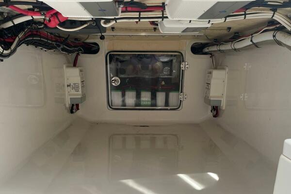 37ft Bahama Yacht For Sale