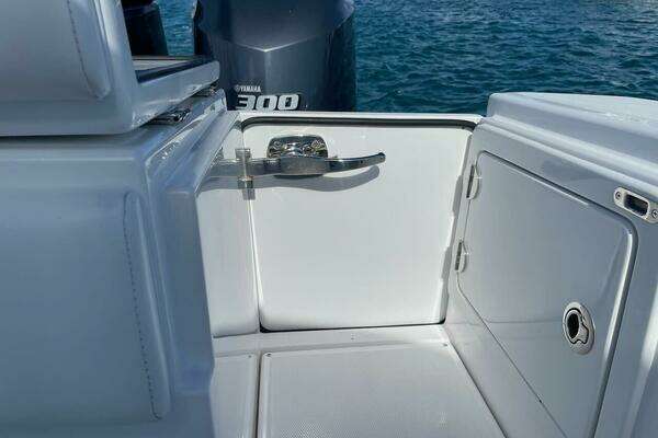 Bahama 37CC Yacht For Sale