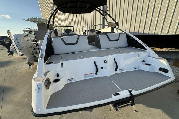 25ft Sea Doo Sport Boats Yacht For Sale