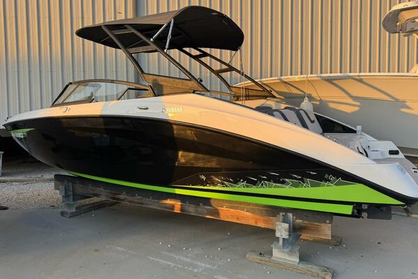 25ft Sea Doo Sport Boats Yacht For Sale