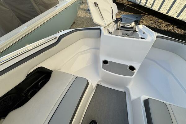 25ft Sea Doo Sport Boats Yacht For Sale