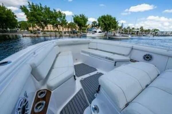 39ft Everglades Yacht For Sale