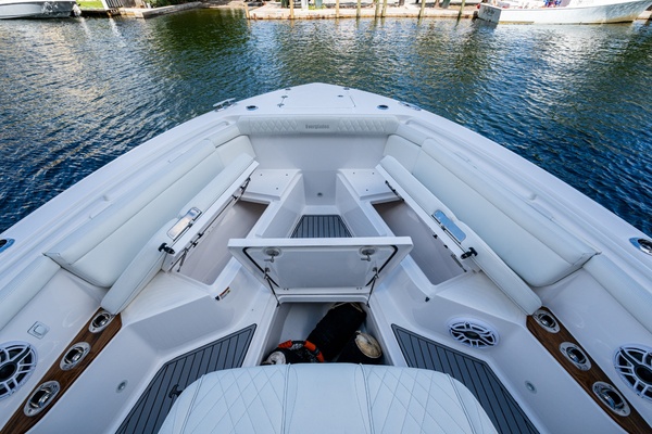 39ft Everglades Yacht For Sale