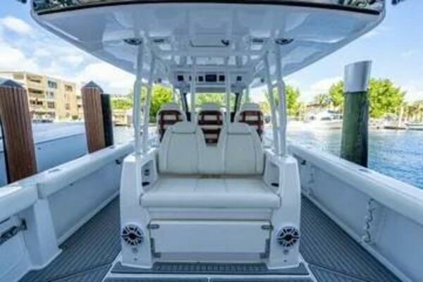 39ft Everglades Yacht For Sale