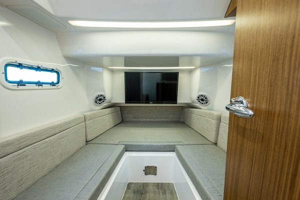 39ft Everglades Yacht For Sale
