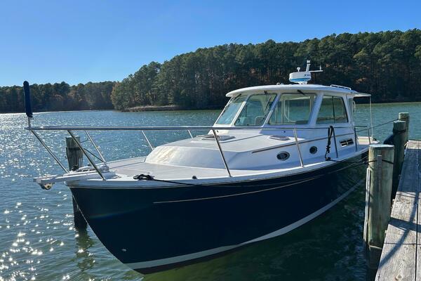 Solitude 33ft Back Cove Yacht For Sale