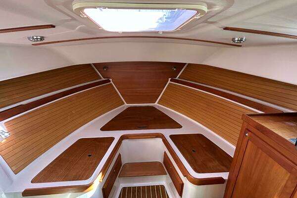 Back Cove 33 Yacht For Sale