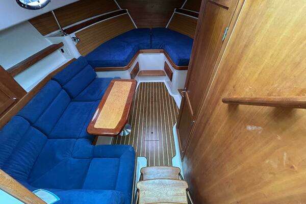 Back Cove 33 Yacht For Sale