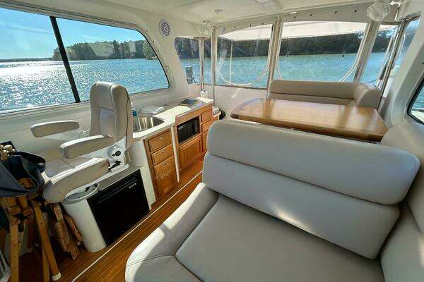 Back Cove 33 Yacht For Sale