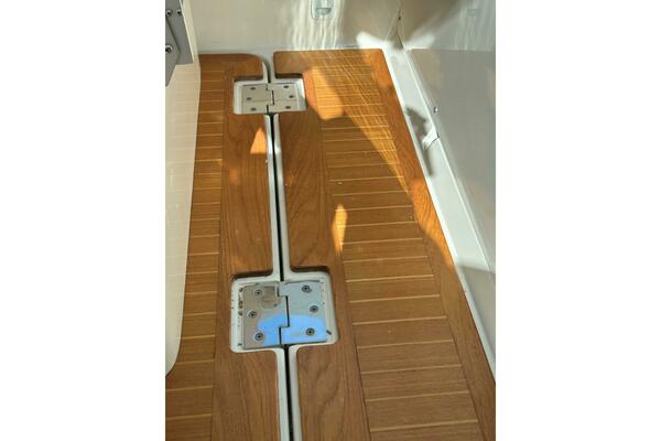 Solitude 33ft Back Cove Yacht For Sale