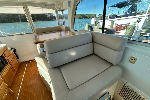 Solitude 33ft Back Cove Yacht For Sale