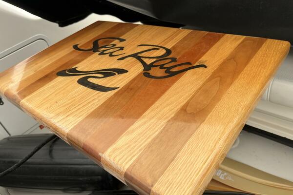 Knot 2 Day 33ft Sea Ray Yacht For Sale