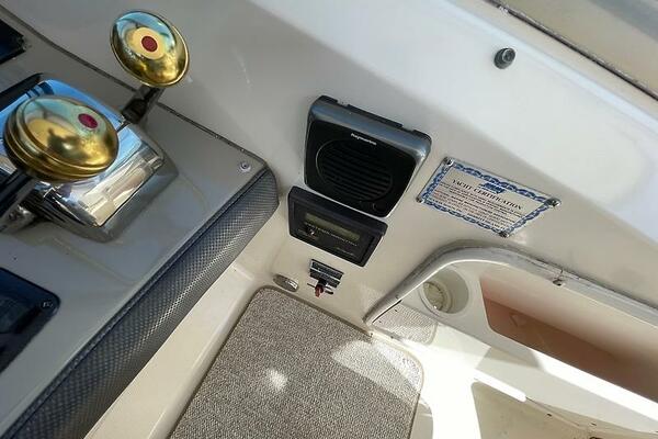 S Caper 29ft Sea Ray Yacht For Sale