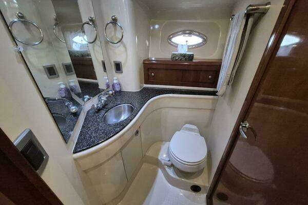 Meridian 411 Sedan Yacht For Sale