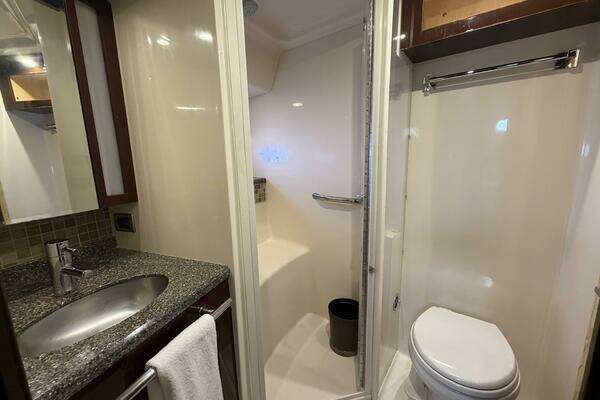 Sea Ray 47 Sedan Bridge Yacht For Sale