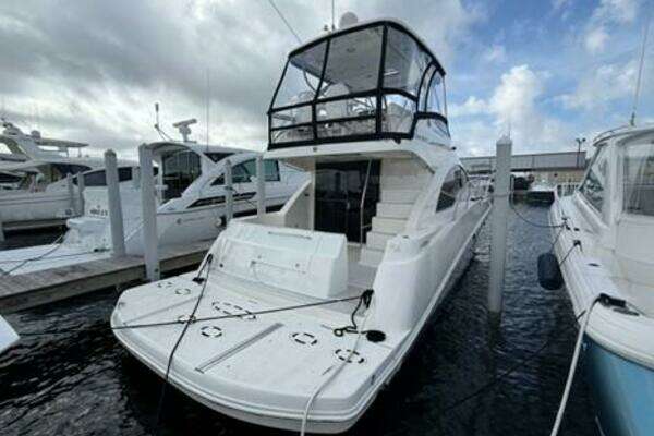 Sea Ray 47 Sedan Bridge Yacht For Sale