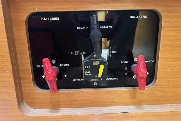 URKAB 45ft Jeanneau Yacht For Sale