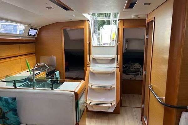 Jeanneau Sun Odyssey 449 Yacht For Sale