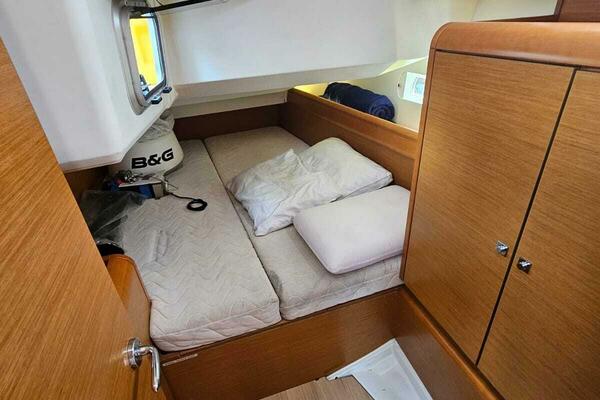 URKAB 45ft Jeanneau Yacht For Sale