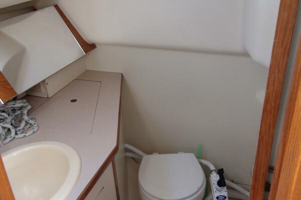 Sono 30ft Hunter Yacht For Sale