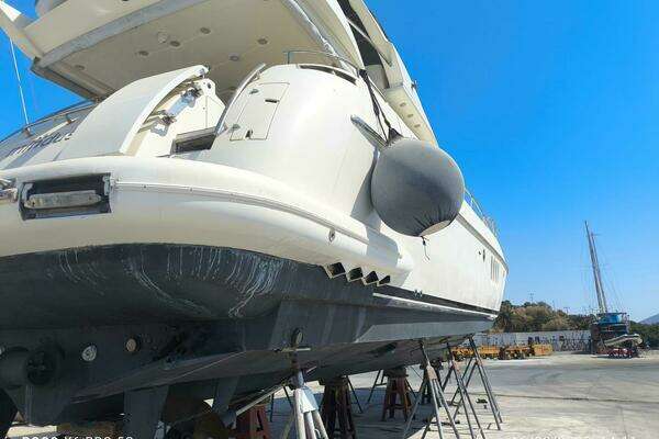 Azimut  Yacht For Sale