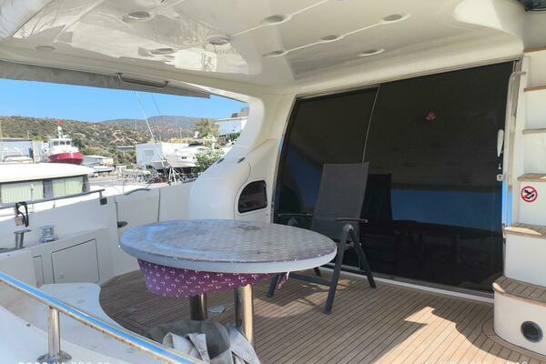 70ft Azimut Yacht For Sale