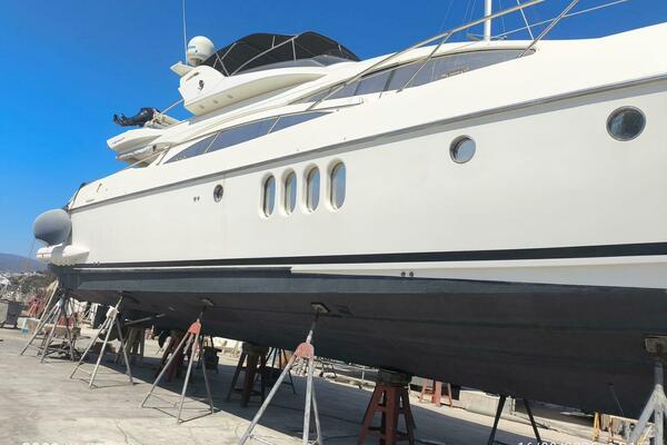 70ft Azimut Yacht For Sale