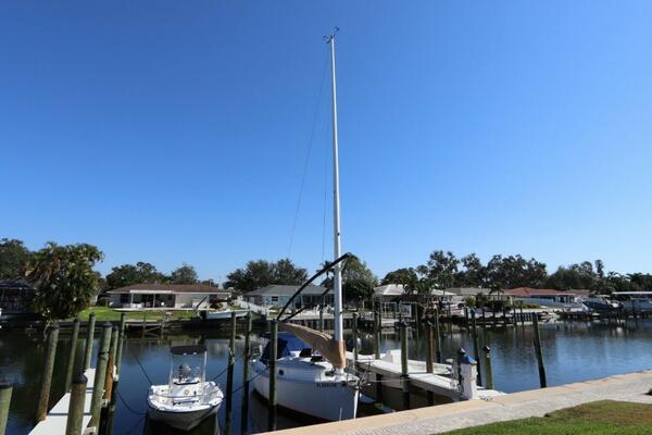 26ft Nonsuch Yacht For Sale