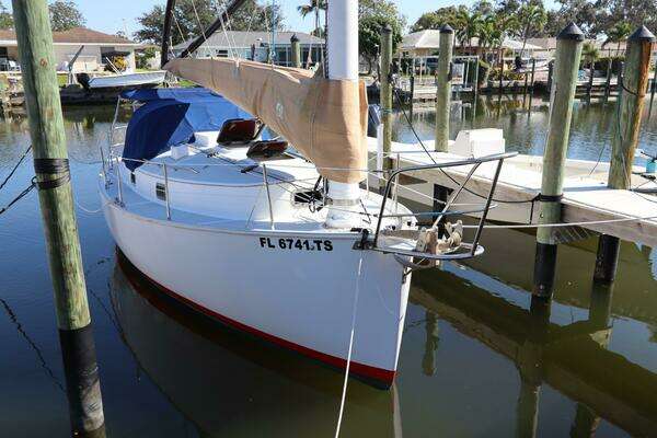 26-ft-Nonsuch-1995-260- St. Petersburg Florida United States  yacht for sale