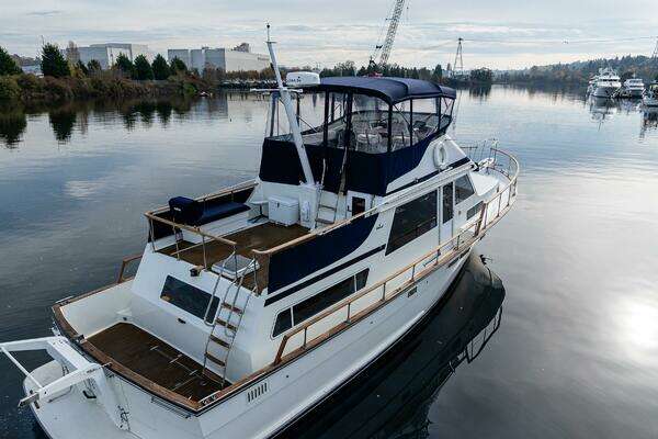 Tollycraft 48 Yacht For Sale