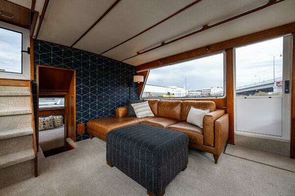 Tollycraft 48 Yacht For Sale