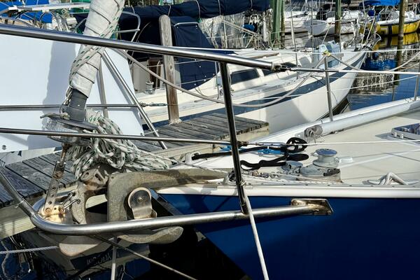 Halcyon 35ft Niagara Yacht For Sale