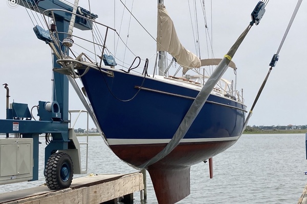 Halcyon 35ft Niagara Yacht For Sale