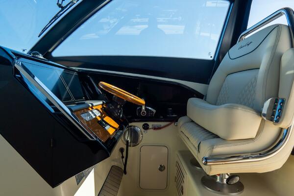 Calypso 35 35ft Chris Craft Yacht For Sale