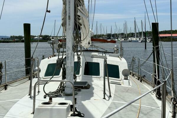 Luna Sea 43ft Oceanic Yacht For Sale