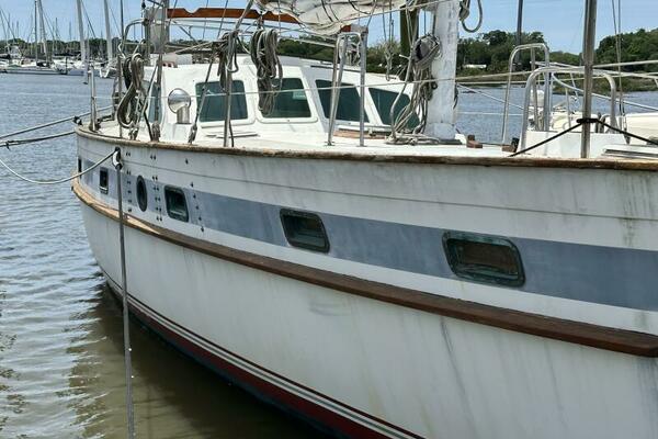 Luna Sea 43ft Oceanic Yacht For Sale