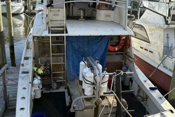 42ft Hatteras Yacht For Sale