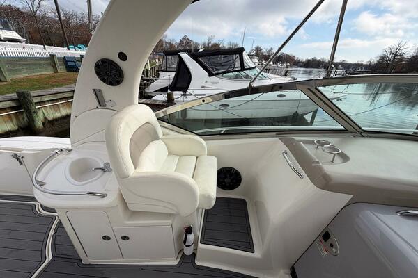 Our Priorities 34ft Sea Ray Yacht For Sale