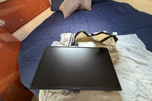 Our Priorities 34ft Sea Ray Yacht For Sale