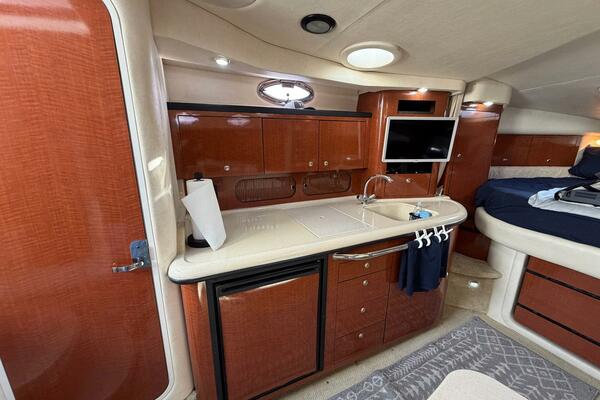 Our Priorities 34ft Sea Ray Yacht For Sale