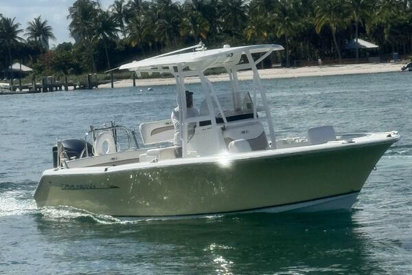 23ft Sea Hunt Yacht For Sale
