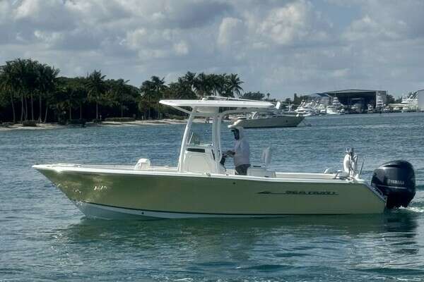 23-ft-Sea Hunt-2013-234 Ultra- Rivera Beach Florida United States  yacht for sale