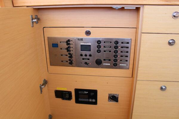 ARAH 45ft Lagoon Yacht For Sale