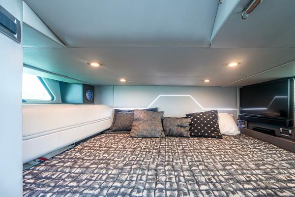 43ft Formula Yacht For Sale