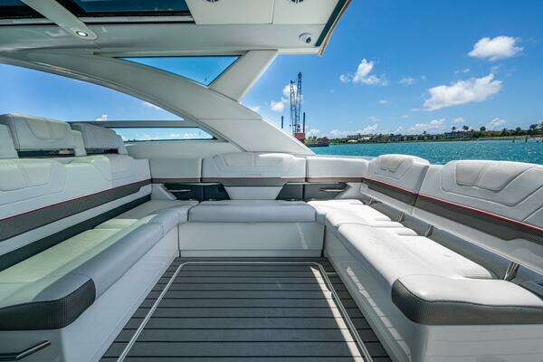 Formula 430 SSC Yacht For Sale