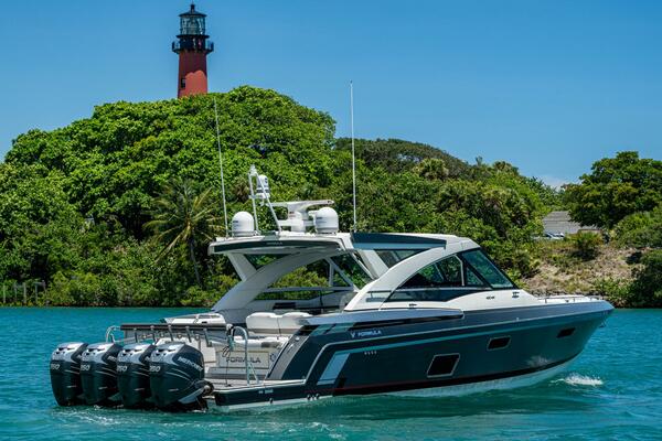 43ft Formula Yacht For Sale