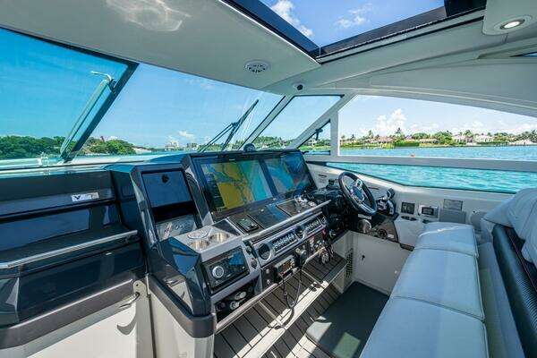 Formula 430 SSC Yacht For Sale