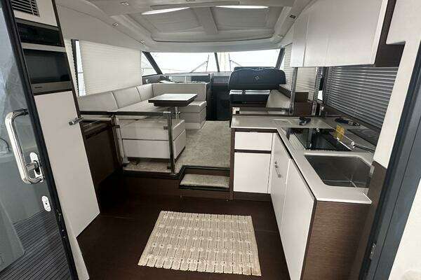 Prestige 460S Yacht For Sale