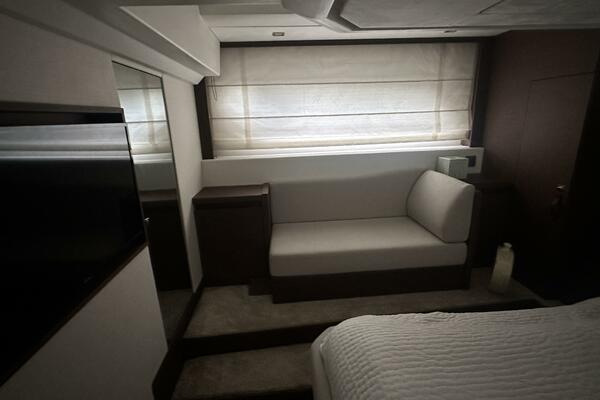 World Wide 46ft Prestige Yacht For Sale